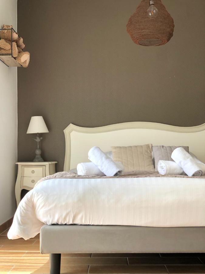 L'Estacade Hotel Льо Кроази Екстериор снимка